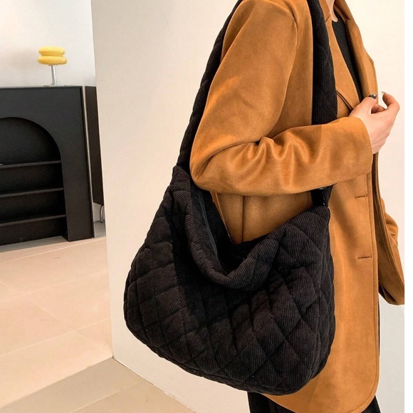 Luxe Quilted Puffer Messenger Shoulder Crossbody Travel Bag - Picture 12 of 14